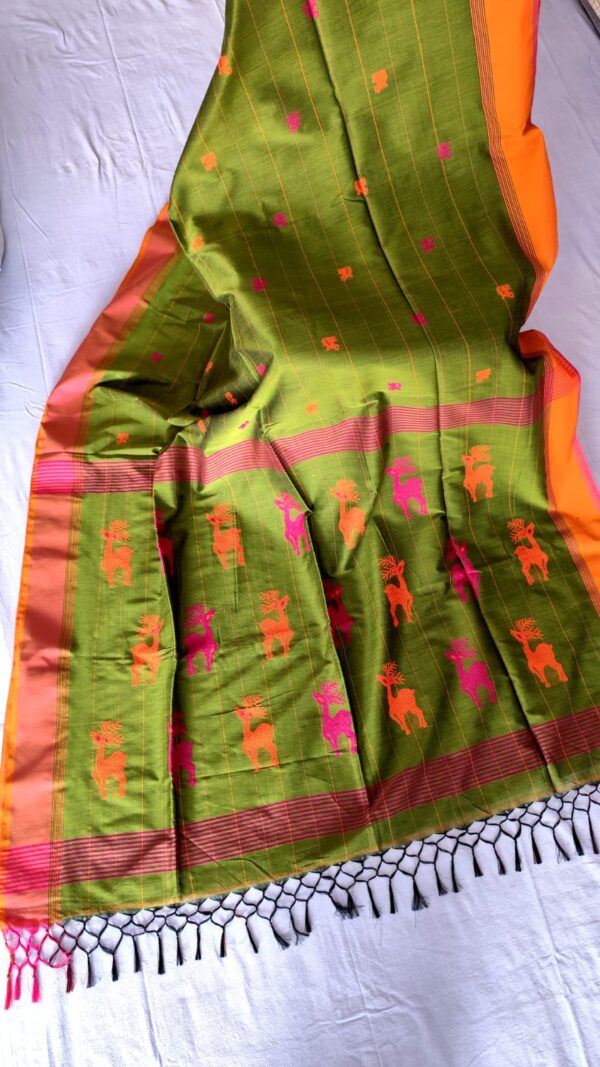 WhatsApp Image 2025-09-01 at 8.57.28 PM (1) Premium Cotton Baluchari Handloom Saree