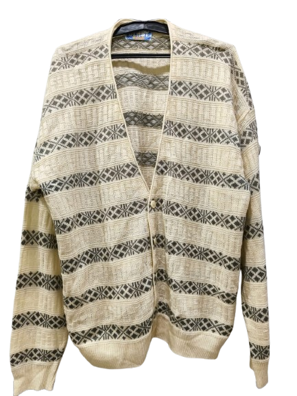 W00098 White Winter Cardigan for Women – Soft Cozy Knitwear for Layering
