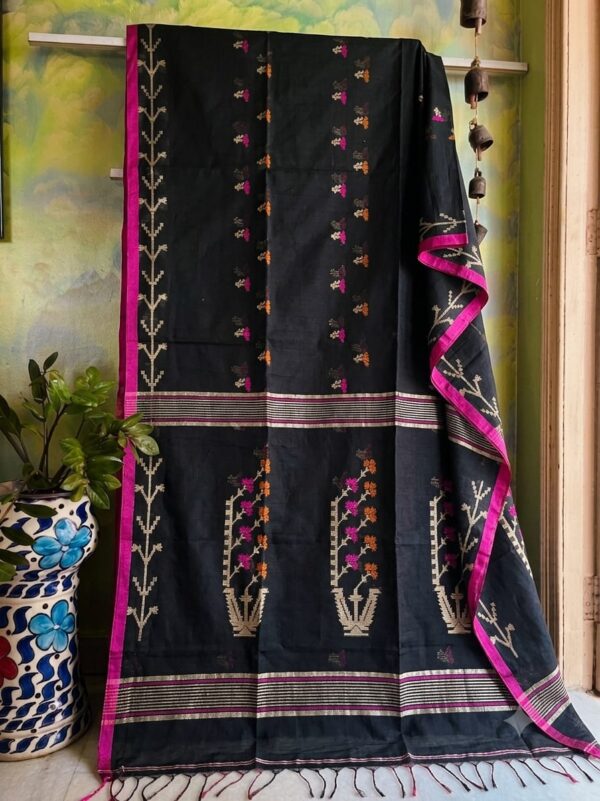 Black Slub Cotton Saree with Rani Pink Border | Stylish Cotton Saree with Blouse Piece