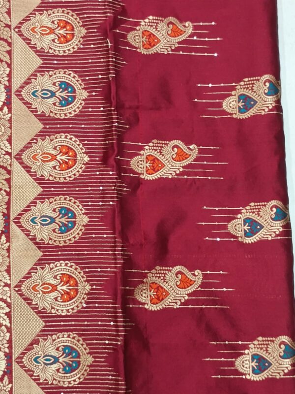 Needle Work Semi Silk With Pashmina Pallu